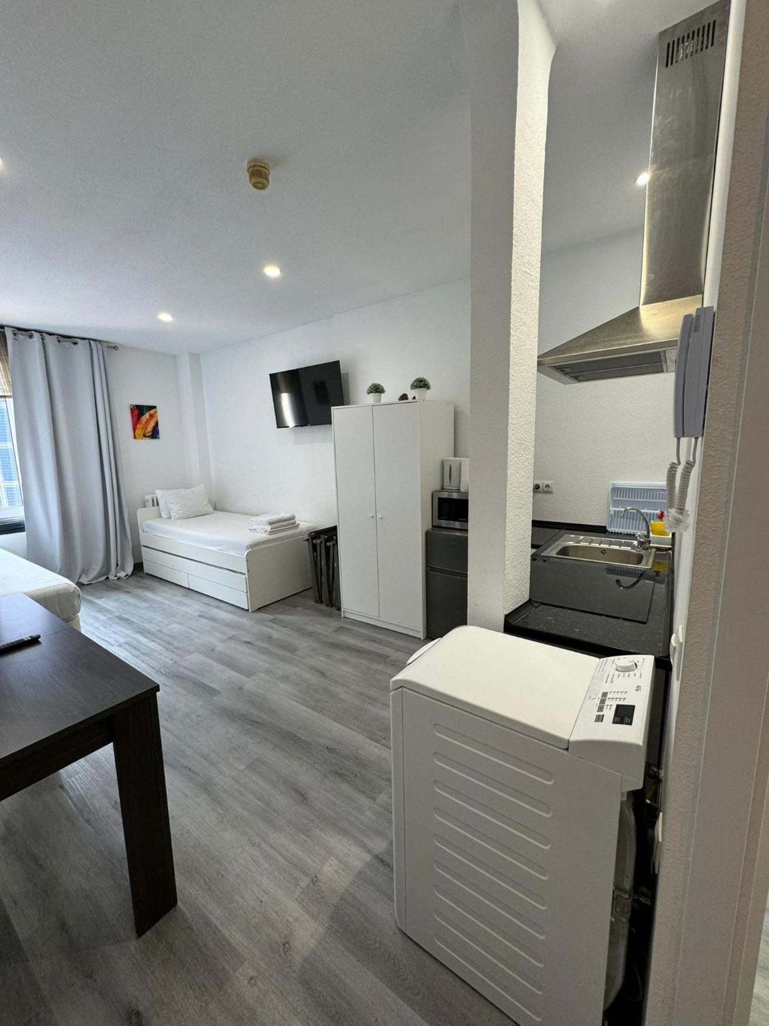 Estudio En Callao, 4 Personas Мадрид Екстер'єр фото